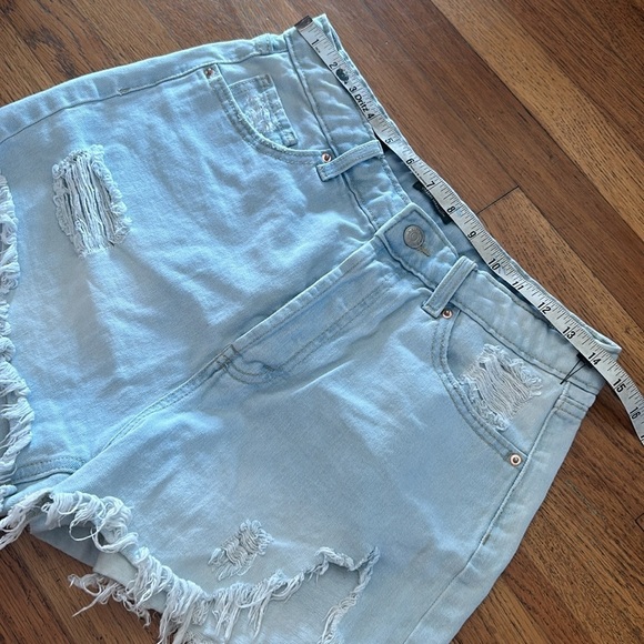 Wild Fable Highest Rise Jean Shorts Size 6 - Picture 6 of 8
